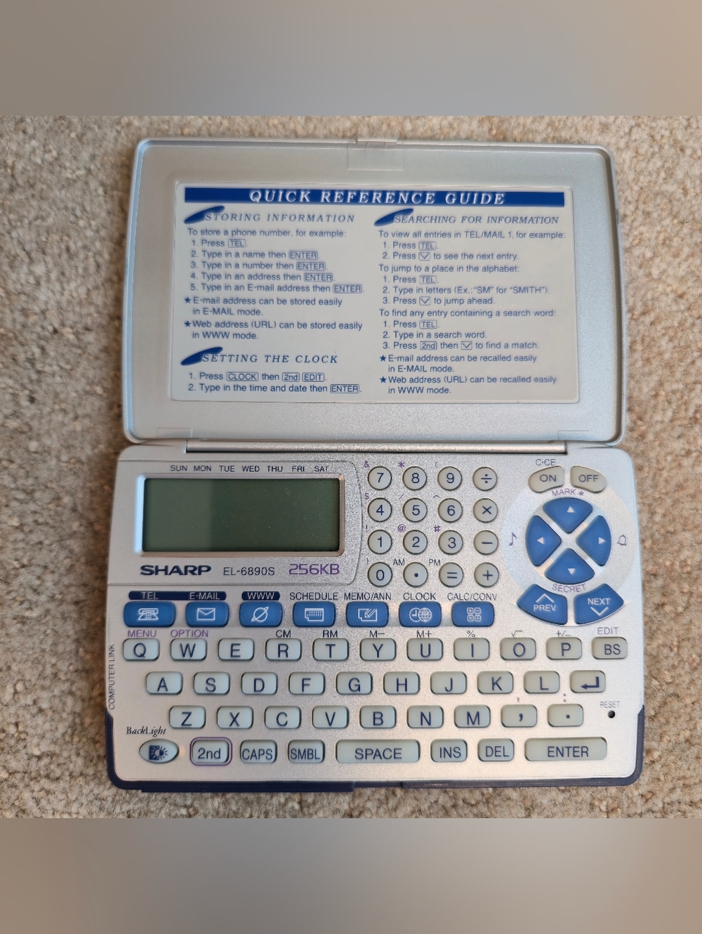 Sharp EL-6890S electronic organizer